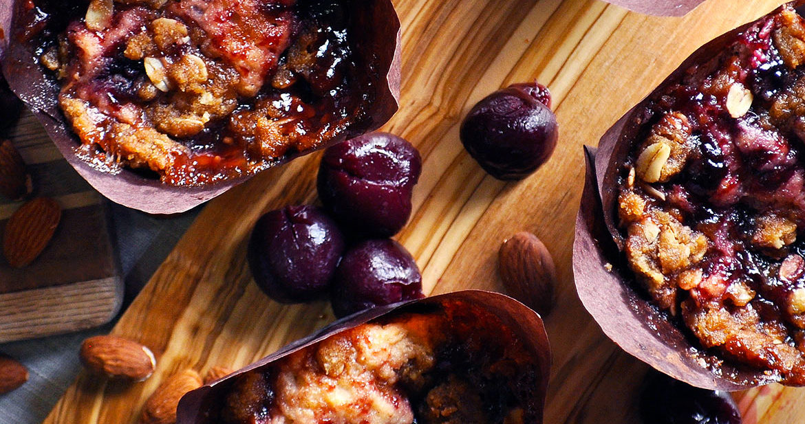 Cherry Almond Muffins with Streusel | ofbatteranddough.com