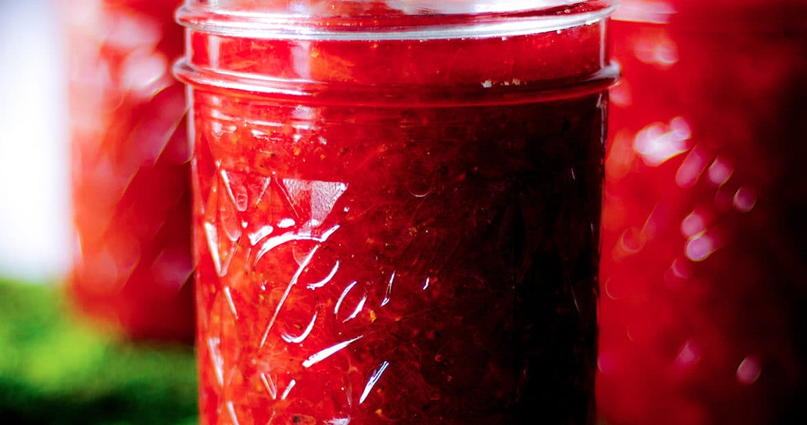 strawberry rhubarb jam {no pectin}